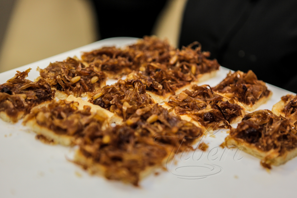Coca de Verdura – Tiberi Catering Shop Mallorca